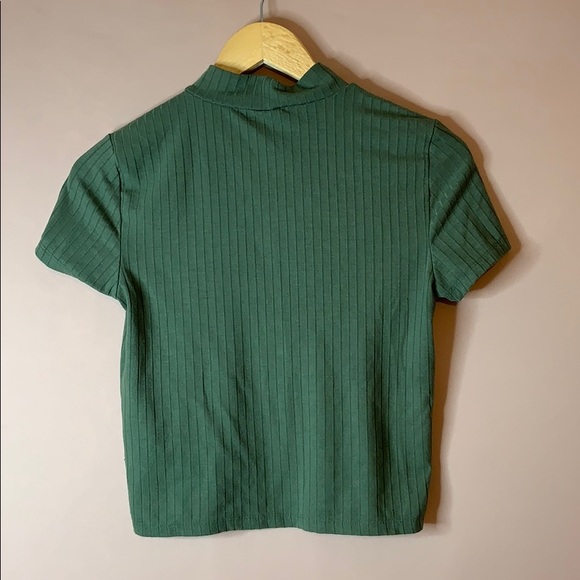 GREEN ‘NO BOUNDARIES’ RIBBED CROP TOP!!! - Picture 6 of 6